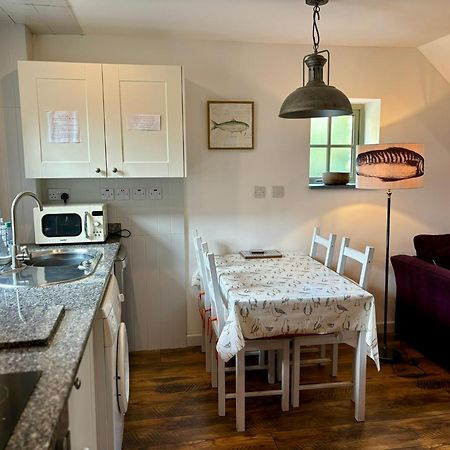 Little Bream - Pretty Cosy Cottage, Sea Views, Walk To The Beach Mawnan Smith Extérieur photo